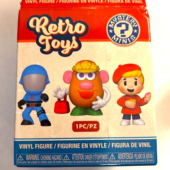 Retro Toys Exclusive Mrs. Potato Head Collectible - Picture 3 of 6